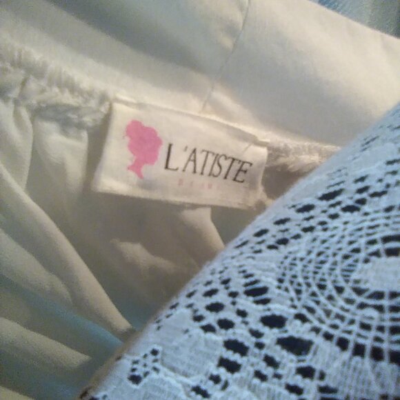 Off shoulder crop top - Picture 3 of 3